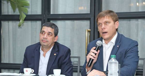 La Nación / “El MEC siempre fue visto como una plataforma política”, cuestiona Unepy