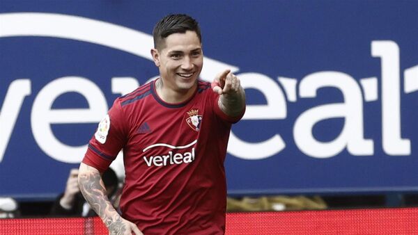 Osasuna frena al Villarreal con un ajustado triunfo