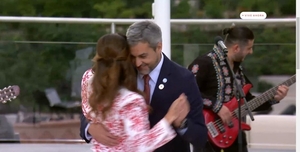 Marito y la primera dama bailaron al ritmo de Tierra Adentro en Dubái