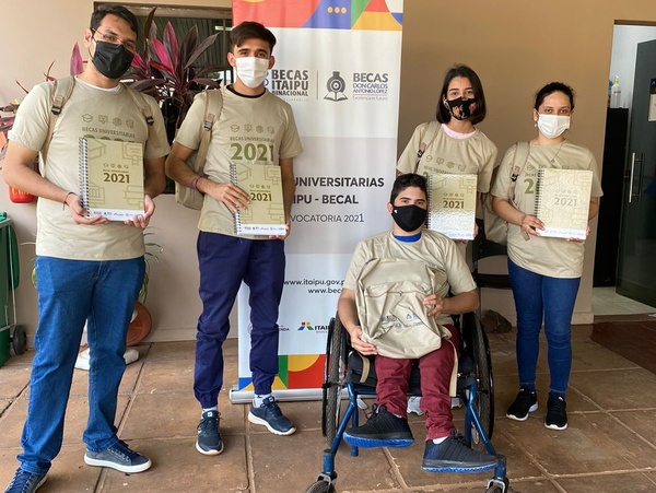 Se postularon 60 indígenas y 53 personas con discapacidad para las becas 2022 de Itaipu - .::Agencia IP::.