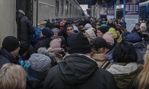 Diario HOY | Kiev se desangra con un éxodo masivo al oeste