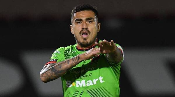 Crónica / Derrota del Juárez, con "Motochorro" de titular