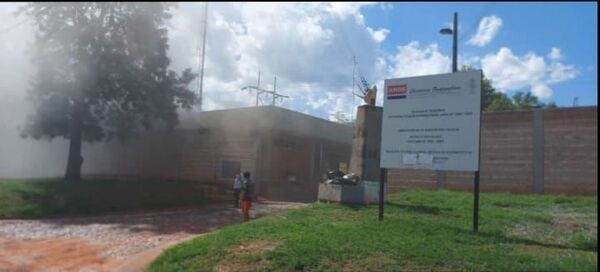 Más de 9.000 usuarios seguirán sin energía a raíz del incendio en subestación de Itauguá  - Nacionales - ABC Color