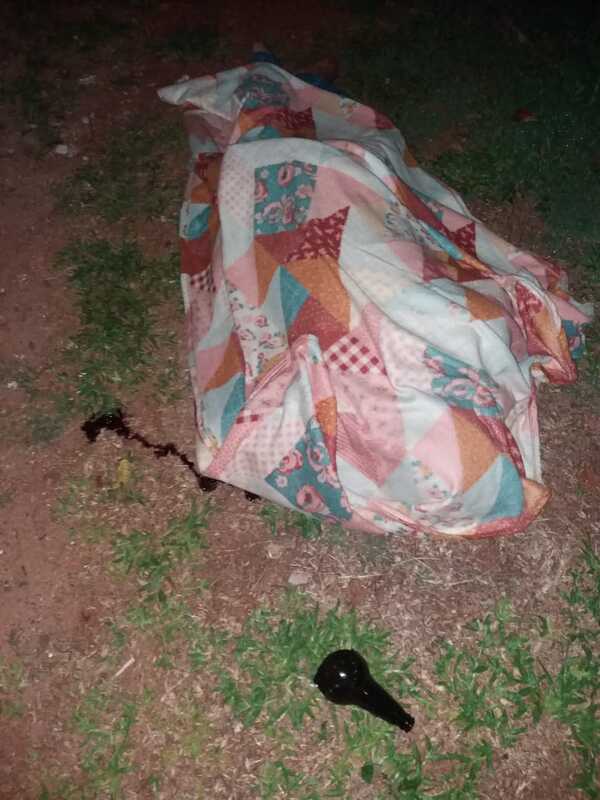 Tras una ronda de tragos, matan a un hombre con botella de vidrio en el Bº San Pedro