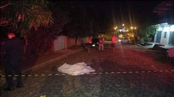 Crónica / Encontraron a un joven muerto ¡frente a su casa!