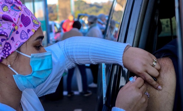 Salud Pública insta a la población a vacunarse contra el COVID19, este domingo