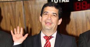 La Nación / Piden que en la ANR se evalúe la conducta de traición de Velázquez