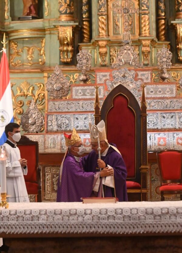 No a la mentira y a la división, pidió nuevo arzobispo Adalberto Martínez - Nacionales - ABC Color