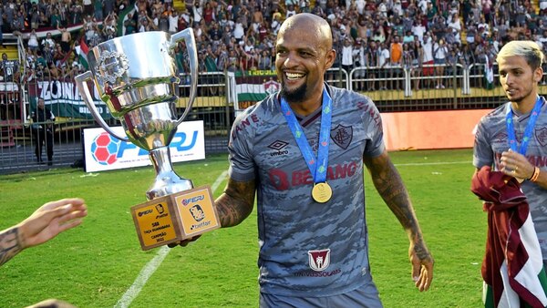 Fluminense conquista un título antes de enfrentar a Olimpia