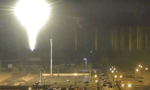 ¿Qué tan peligroso fue el ataque ruso a la central nuclear ucraniana de Zaporiyia?