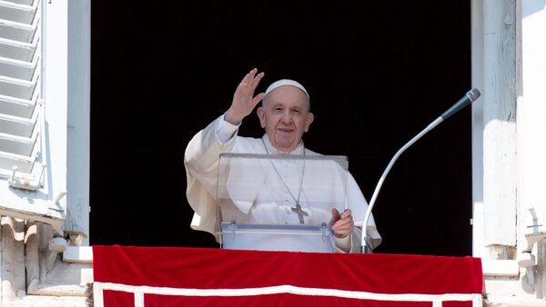 Papa Francisco lamenta "ríos de sangre" en Ucrania y pide corredores humanitarios
