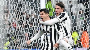 Álvaro Morata mantiene a Juventus al acecho del liderato