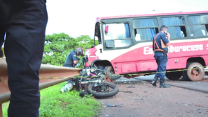 CDE: Intendente cancela contrato con empresa tras accidente fatal por bus chatarra