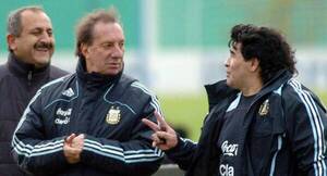 Crónica / Casi un año y medio después, Bilardo se enteró que murió Maradona