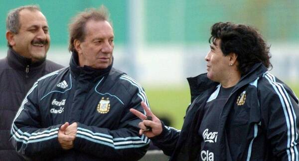 Crónica / Casi un año y medio después, Bilardo se enteró que murió Maradona