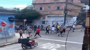 Diario HOY | Un muerto y un herido tras pelea generalizada de hinchas en Brasil