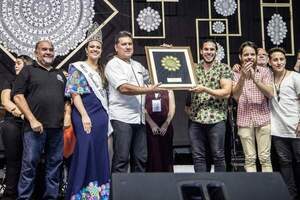 Los Caminantes se llevan su segundo Ñandutí de Oro
