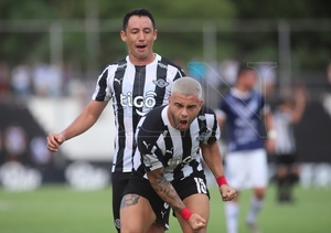 Diario HOY | Libertad hace el gasto y vence al combativo Ameliano 