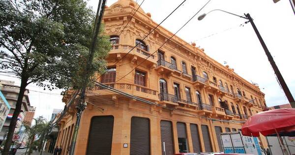 La Nación / Basanomics: es urgente volver a los márgenes establecidos por LRF