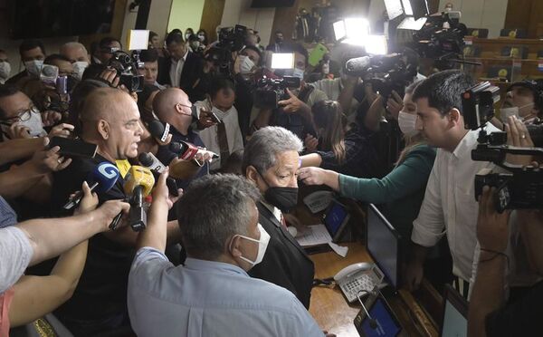 Derrota de HC en Diputados arriesga chapa presidencial y cargos - Nacionales - ABC Color