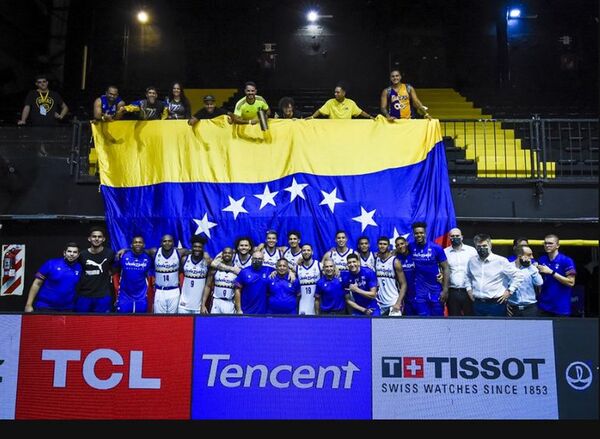 Venezuela lidera el grupo de Paraguay en las Clasificatorias de baloncesto - Polideportivo - ABC Color