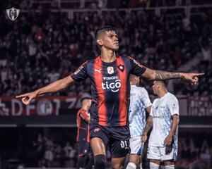 Cerro Porteño goleó en su casa y se afianza en la cima