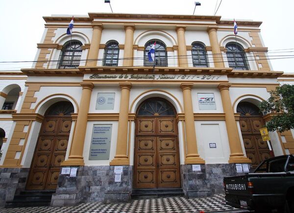 IVA: ingresos aumentan al cierre de febrero