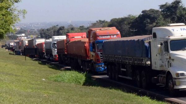 Camioneros emplazan al Gobierno y advierten que endurecerán medidas