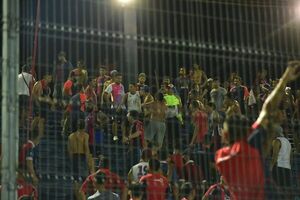 Incidentes en el Cerro Porteño vs. Sol de América: de momento, un imputado - Cerro Porteño - ABC Color