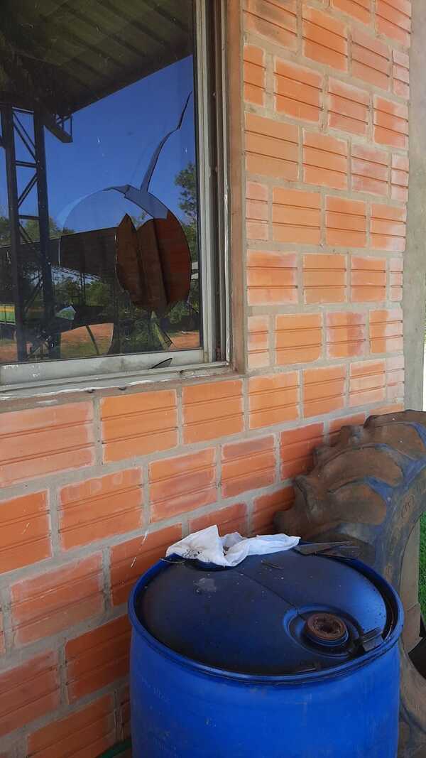 Delincuentes asaltan en un establecimiento de San Pedro del Paraná