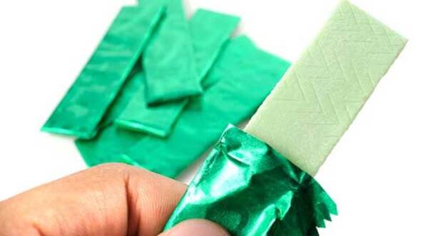 Chicle hecho con proteína de lechuga transgénica podría reducir la propagación del Covid-19