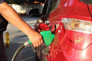 Seguirá tambaleando el bolsillo: Nueva suba de combustible para este fin de semana