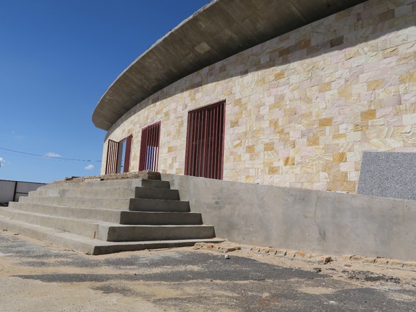 Salón auditorio del Puerto de Asunción se pone a punto para recibir a artistas - .::Agencia IP::.