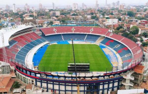 Oficial de seguridad de APF: “Lo único que hacemos es que la gente corra de las canchas”
