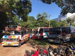Crónica / ¡Hesúkena! El 75 % de buses anda chalái en Ciudad del Este