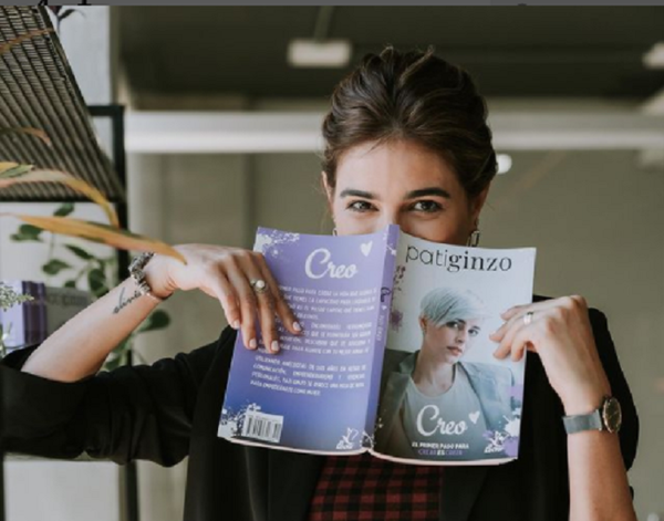 Pati Ginzo presentó su libro a empresarias y líderes de Hernandarias - Te Cuento Paraguay