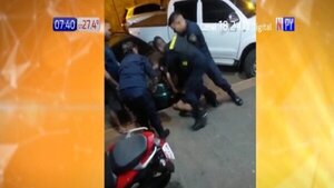 Violenta detención de hombre denunciado por violencia intrafamiliar | Noticias Paraguay