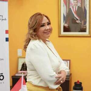 “Nos cuesta respaldar a una mujer política” - El Independiente