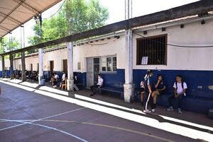 Usan comedor para dar clases en el colegio Dahlquist - Nacionales - ABC Color