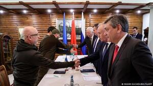 Ucrania anuncia "resultados positivos" tras negociaciones con Rusia