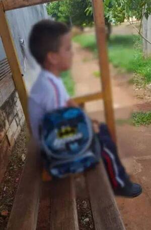 Crónica / Escuelero no pudo llegar a su primer día de clases por falta de micro