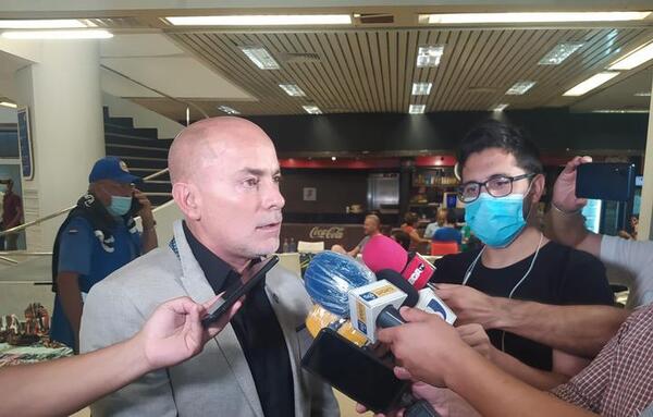 Cardona: “Fluminense es muy poderoso, pero Olimpia tiene lo suyo”