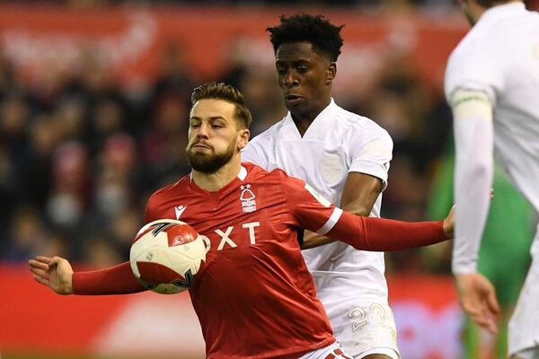 El Nottingham Forest remonta y se cita en cuartos con el Liverpool - Fútbol Internacional - ABC Color