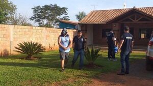 Policía detiene a presunto implicado en el crimen de la empleada del pastor prófugo