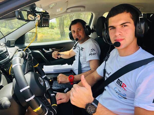 Crónica / ¿Quien es el paraguayo que irá a la escuela de los mejores pilotos del mundo?