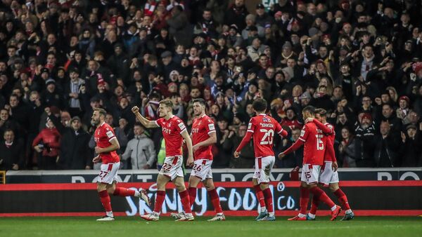 Nottingham Forest remonta y se cita en cuartos con Liverpool