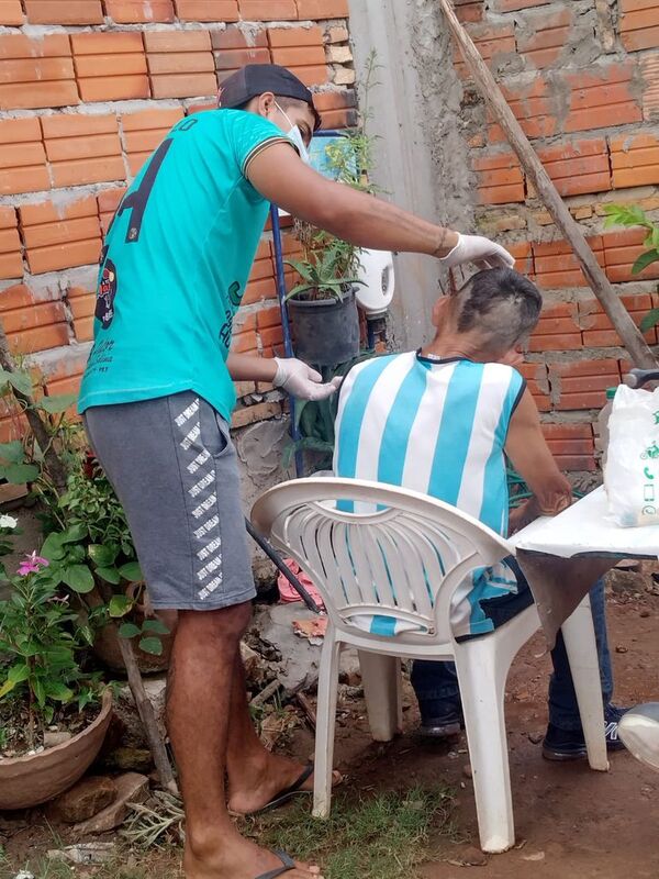 Piden ayuda para una persona que tiene cáncer y sufre de abandono - Nacionales - ABC Color