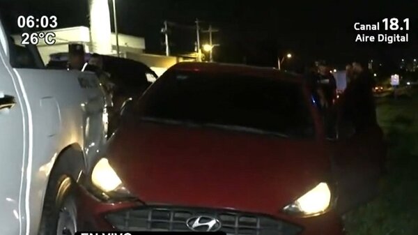Tras tiroteo detienen a una pareja que habrían asaltado a dos Bolts | Noticias Paraguay