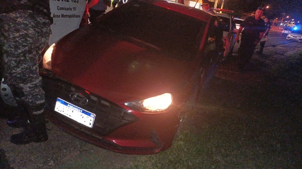 Detienen a pareja que robo autos de dos conductores de Bolt - Megacadena — Últimas Noticias de Paraguay