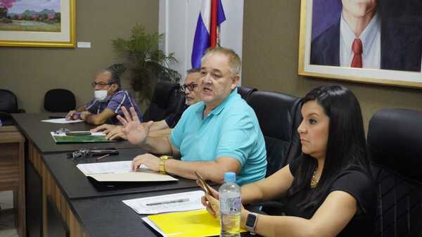 Recortan presupuesto a la Gobernación del Alto Paraná - La Clave